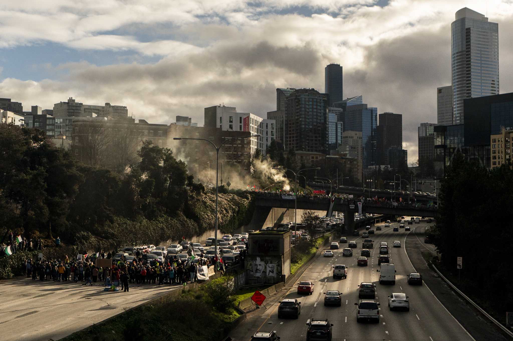 Protesters calling for cease-fire in Israel-Hamas war block freeway in Seattle for several hour