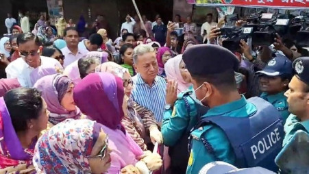 Int'l Women's Day Rally:  Police foil Jatiyatabadi Mohila Dal’s rally