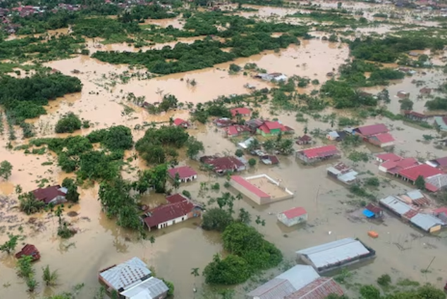 19 dead and 7 missing as landslide and flash floods hit Indonesia's Sumatra island