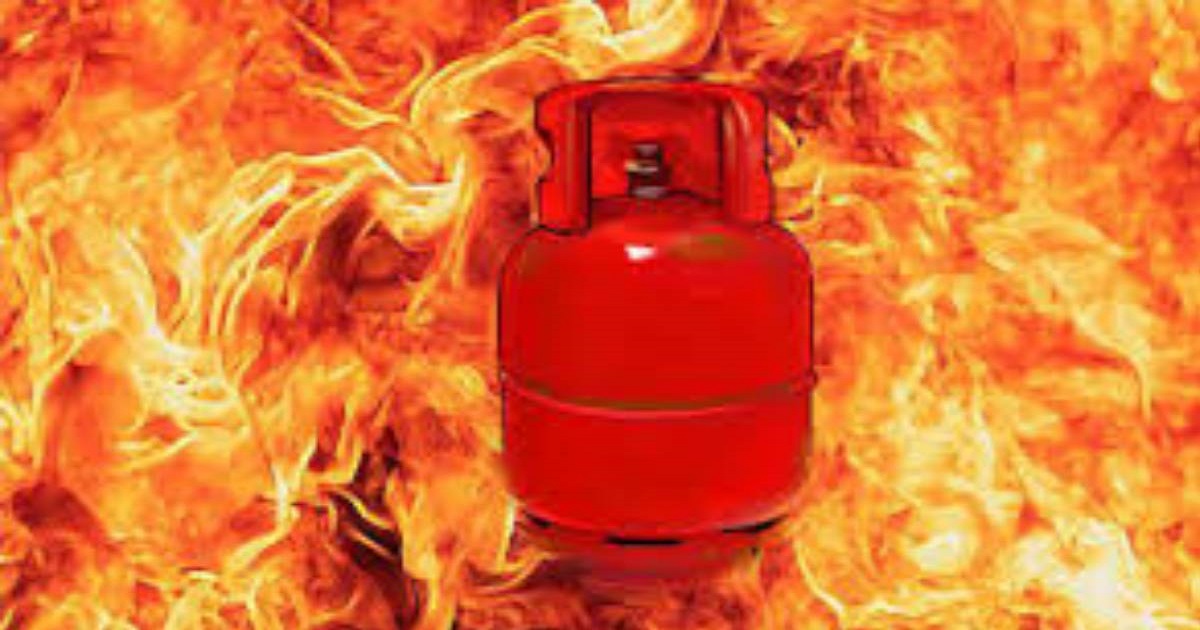 35 suffer burn injuries as gas cylinder blasts in Gazipur