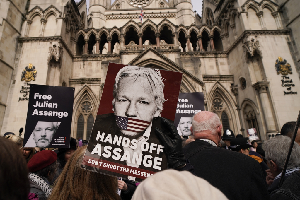 UK court says Assange can't be extradited on espionage charges until US rules out death penalty