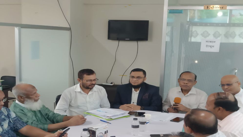 Newspaper owners demand PM’s attention to sustain industry