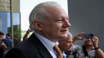 Who is Julian Assange, founder of secret-spilling website WikiLeaks?