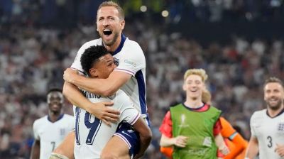 With a late goal fit for a king, England reaches another Euro final by beating Netherlands 2-1