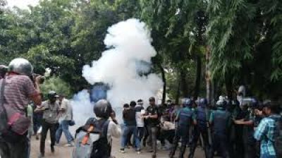 Four individuals were detained during a sit-in demonstration at Dhaka University by quota reform protesters