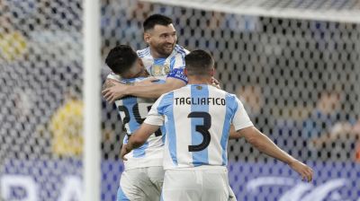 Messi’s 109th goal leads defending champion Argentina over Canada 2-0 and into Copa America final