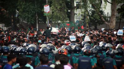 Protesting students give government 24 hours to address quota demands, condemn PM's remarks