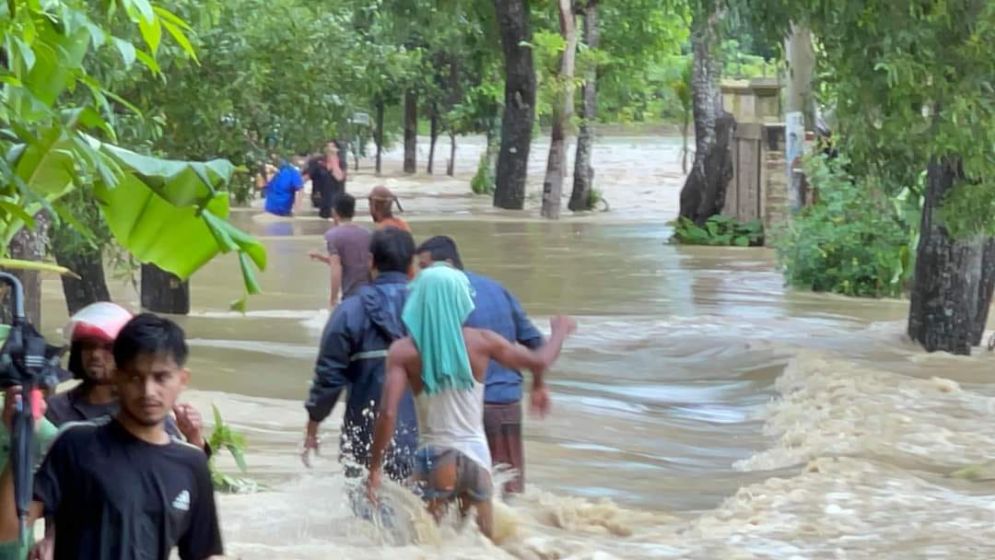 Floods: Habiganj unchanged, Moulvibazar worsening