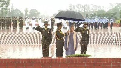 CA Prof Yunus pays homage to Liberation War heroes at Savar