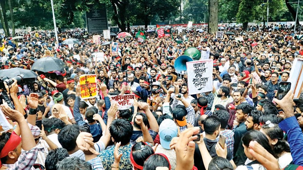 Quota protesters refuse to sit with PM Hasina for negotiation