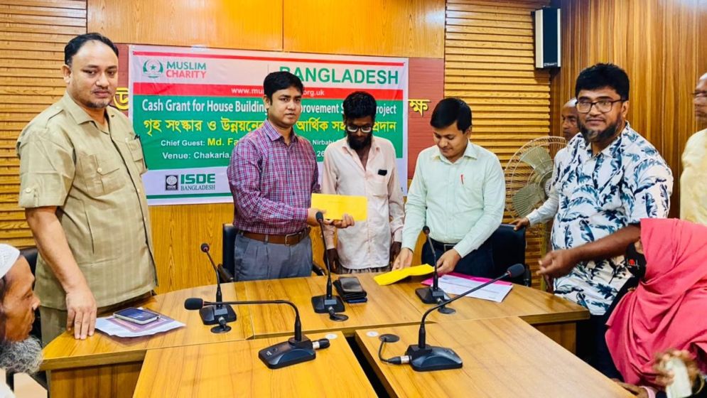 Cash assistance distribution for house construction and repairs among the poor in Chakaria by ISDE Bangladesh