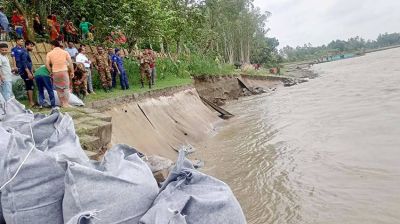 Erosion hits Jamuna embankment in Sirajganj: 70 meters of damaged area repaired