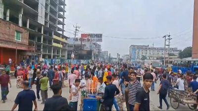 Garment workers block Dhaka-Tangail highway in Gazipur over unpaid wages