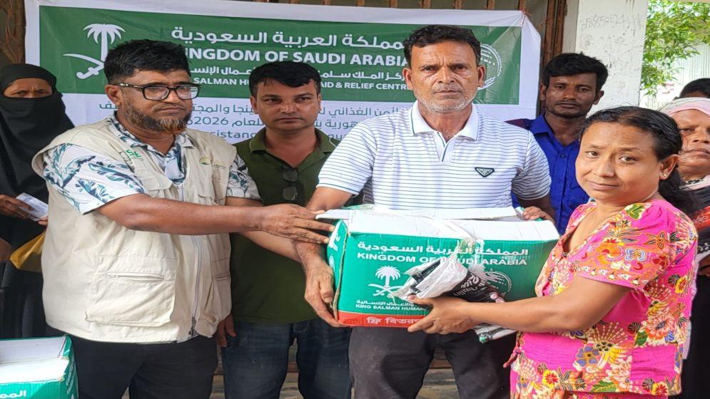 SDE Bangladesh distributes relief among low-income, indigenous and minority communities in Chakaria