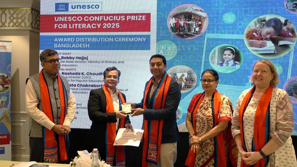 Bangladesh’s floating schools win global recognition as Sidhulai receives UNESCO Confucius Literacy Prize 2025